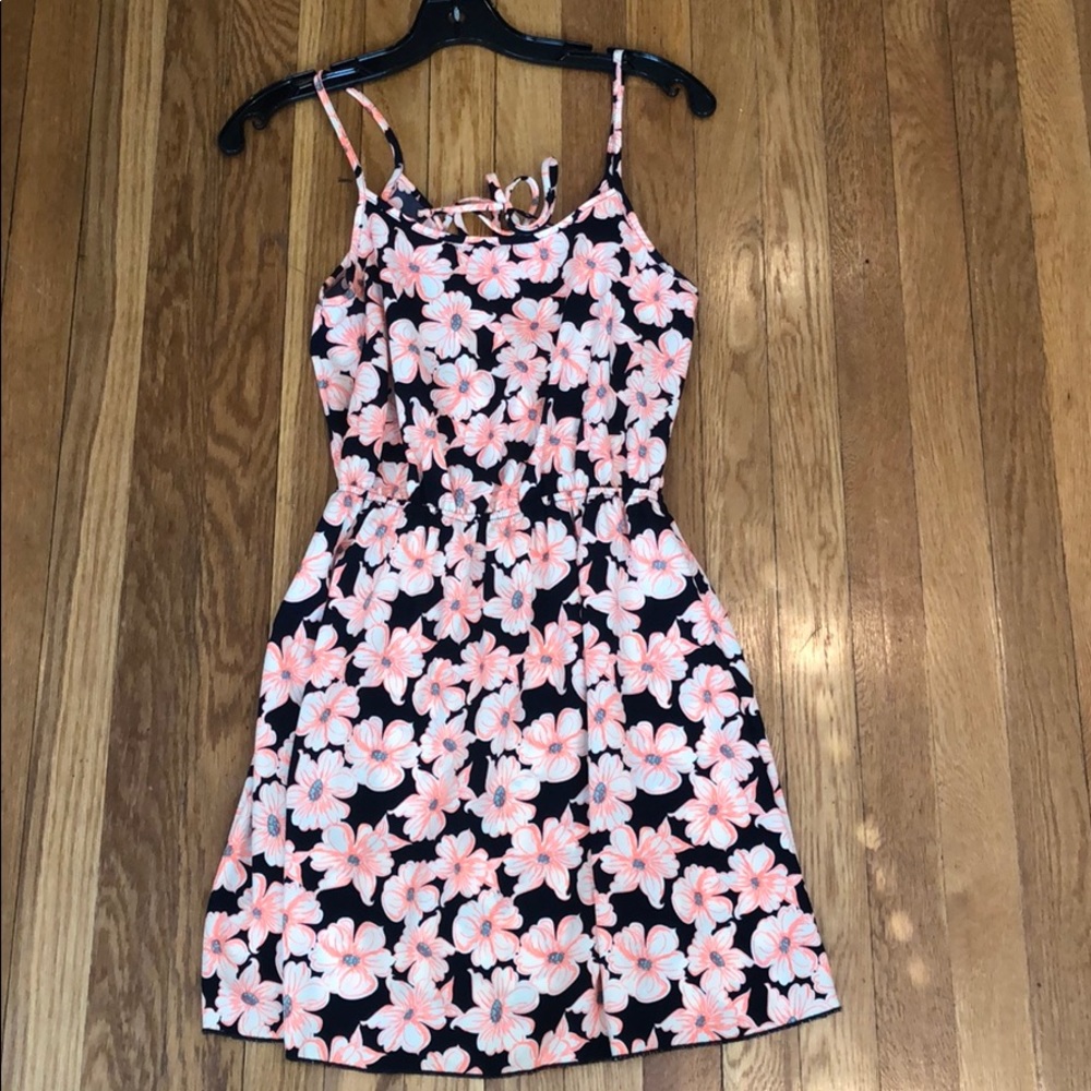 Strappy flower pattern dress